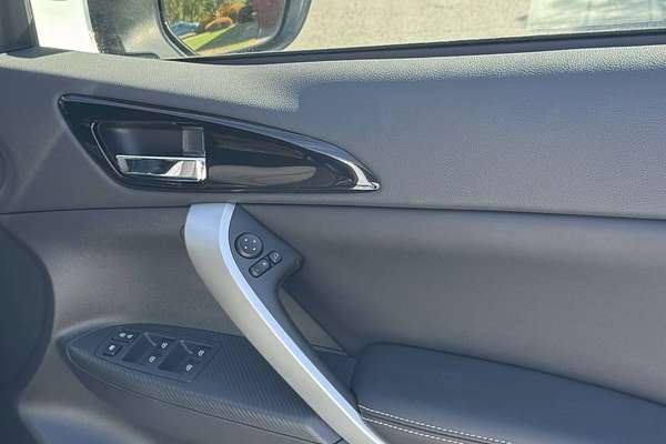 2024 Mitsubishi Eclipse Cross Exceed YB