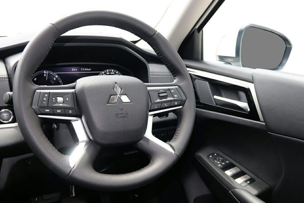 2024 Mitsubishi Outlander PHEV Aspire ZM