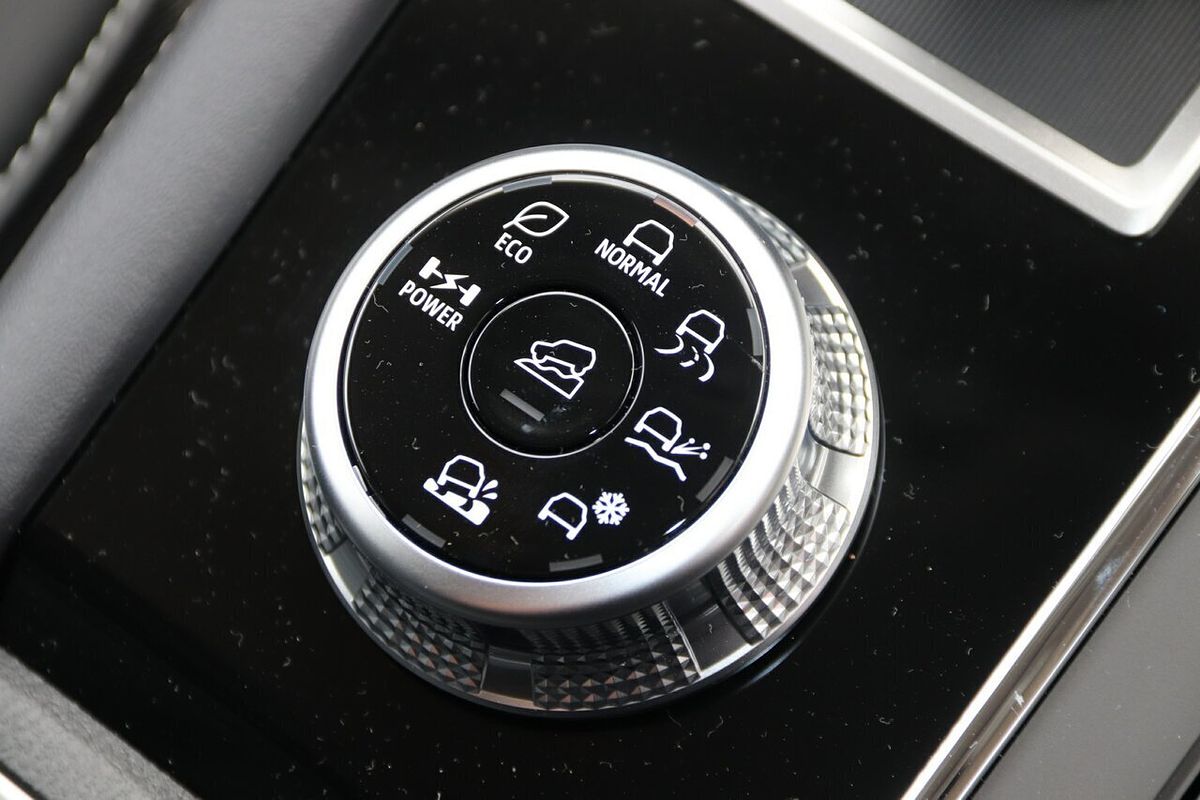 2024 Mitsubishi Outlander PHEV Aspire ZM