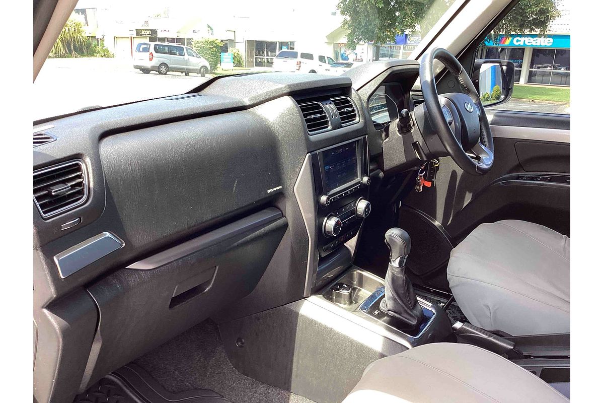 2022 Mahindra PIK-UP S11 4X4