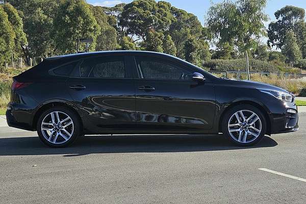 2019 Kia Cerato Sport + NAV BD MY19
