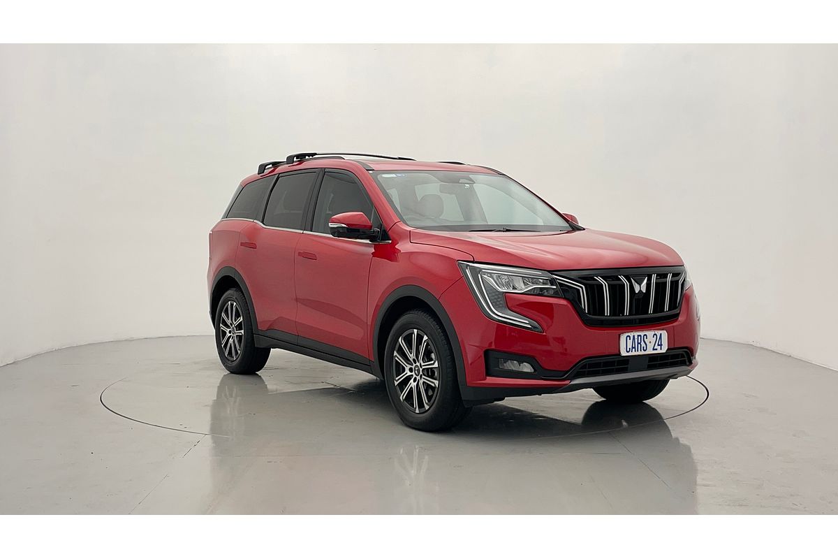 2023 Mahindra XUV700 AX7L