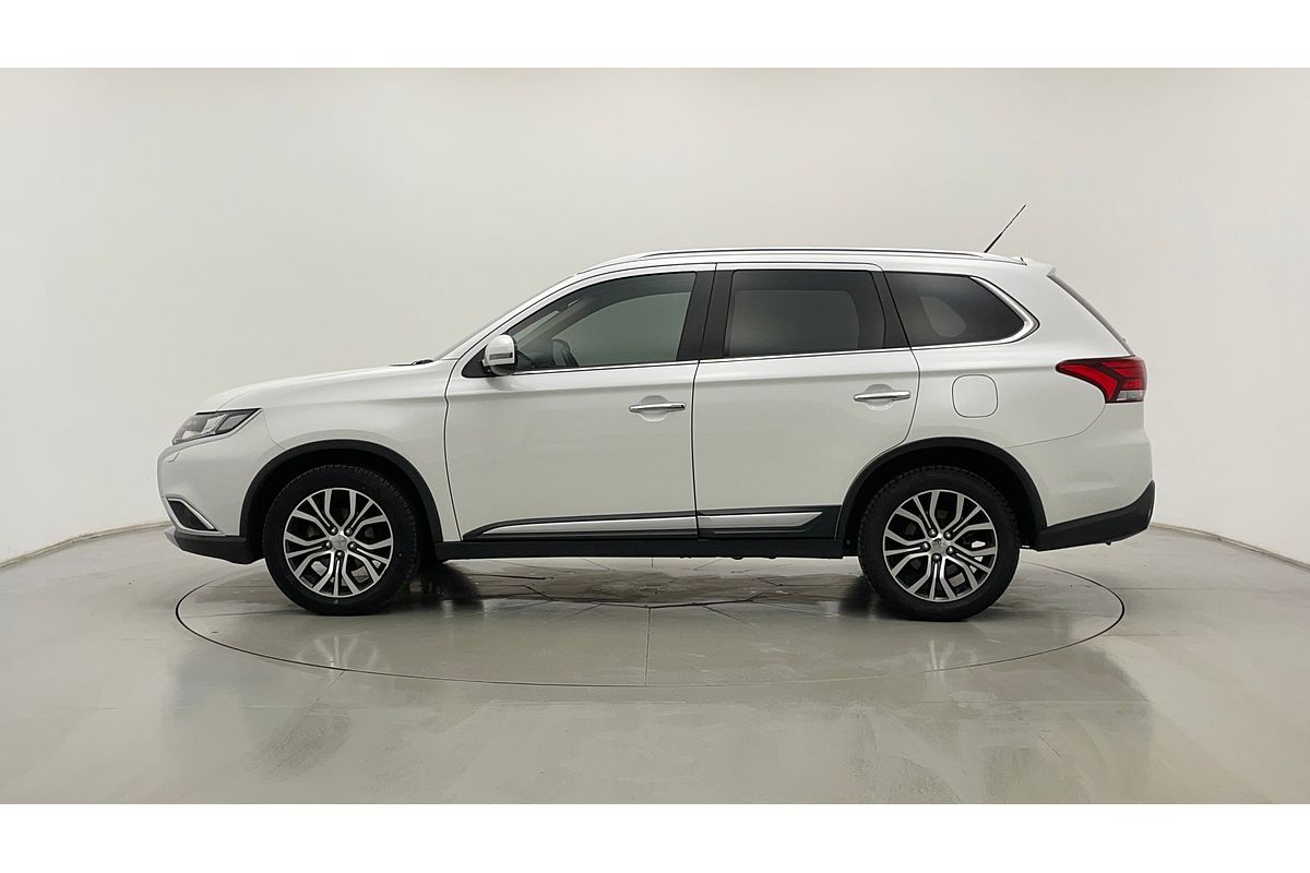 2015 Mitsubishi Outlander Exceed ZK
