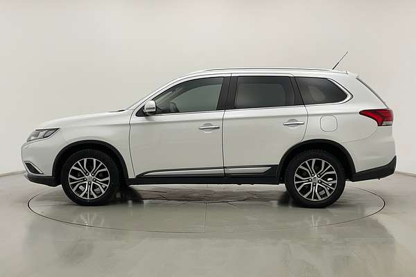 2015 Mitsubishi Outlander Exceed ZK