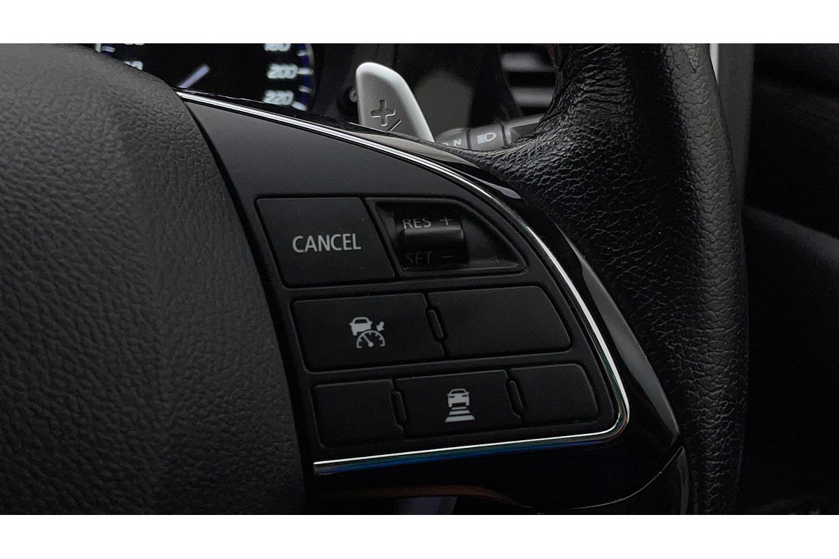 2015 Mitsubishi Outlander Exceed ZK