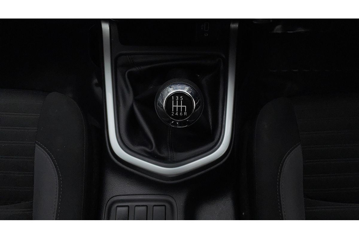 2021 Nissan Navara SL D23 Rear Wheel Drive