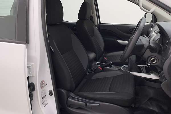 2021 Nissan Navara SL D23 Rear Wheel Drive