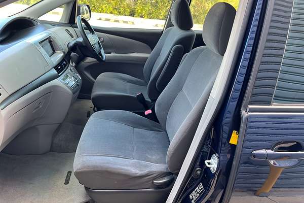 2007 Toyota Tarago GLi ACR50R