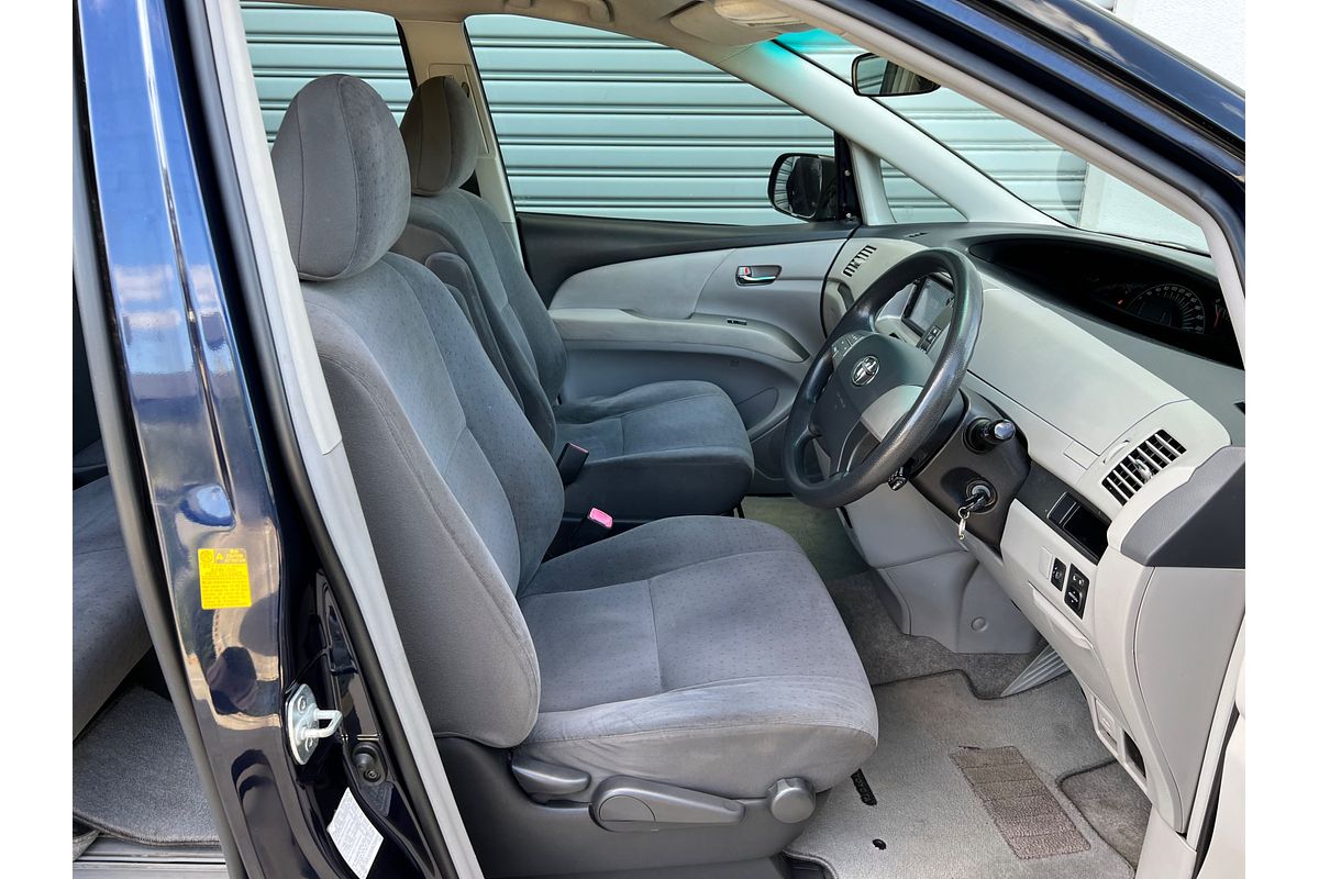 2007 Toyota Tarago GLi ACR50R