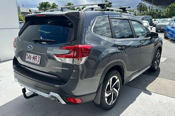 2022 Subaru Forester 2.5i-S S5