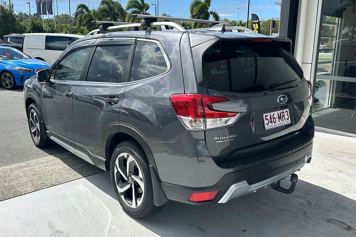 2022 Subaru Forester 2.5i-S S5