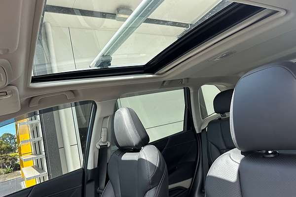 2022 Subaru Forester 2.5i-S S5