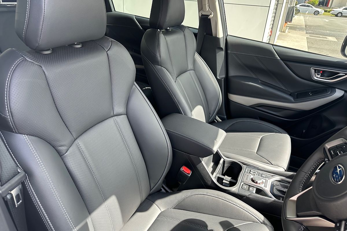 2022 Subaru Forester 2.5i-S S5