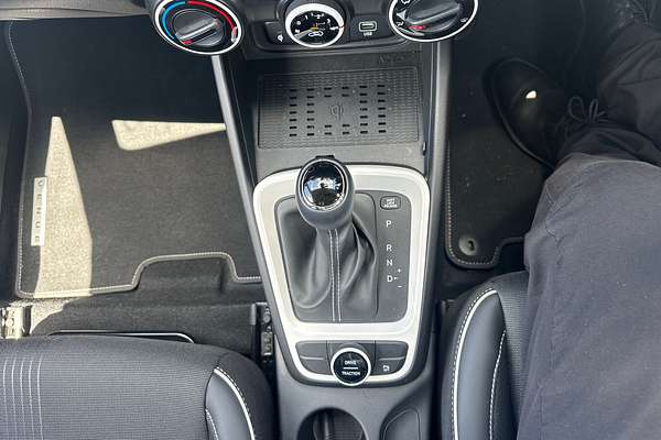 2023 Hyundai Venue Active QX.V5