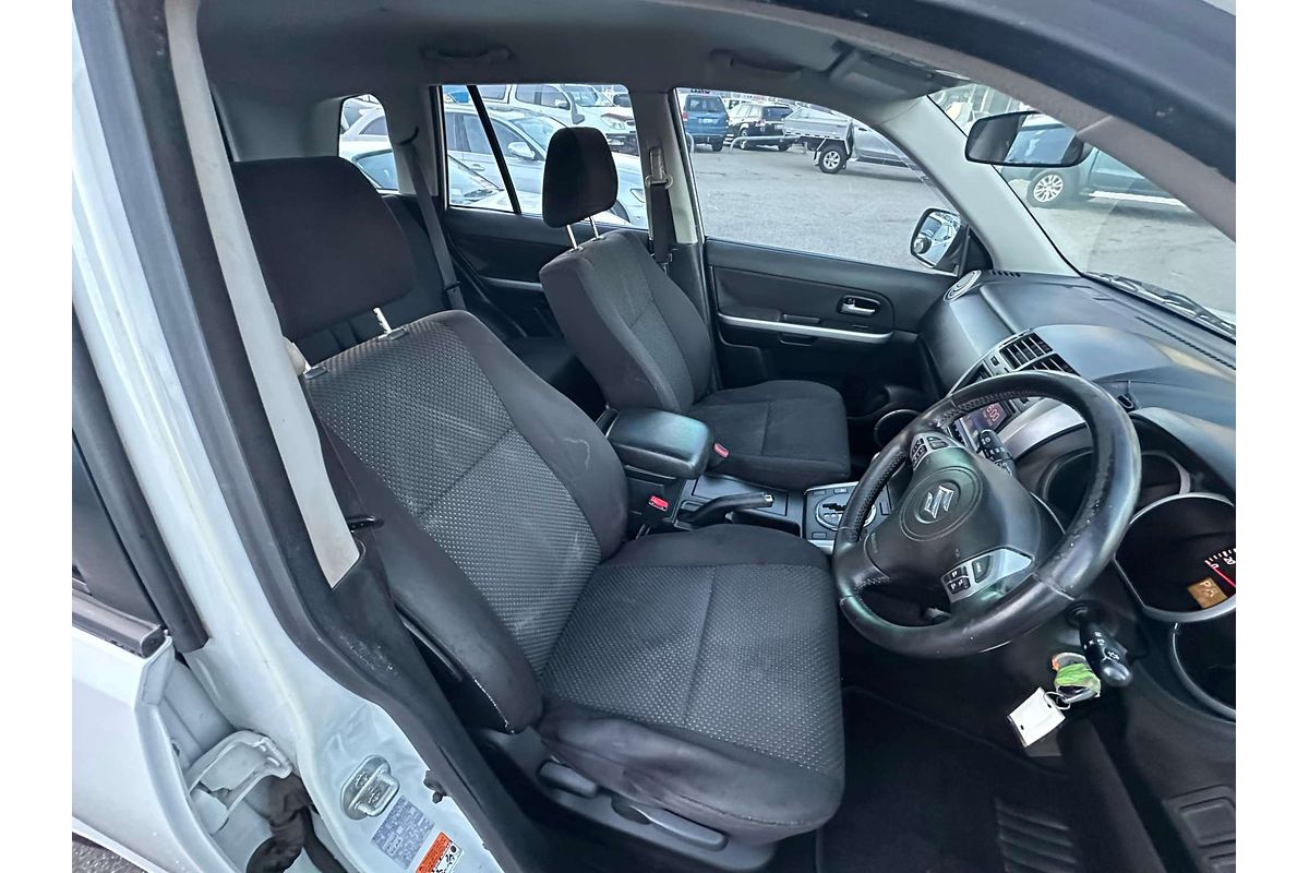 2010 Suzuki Grand Vitara  JB