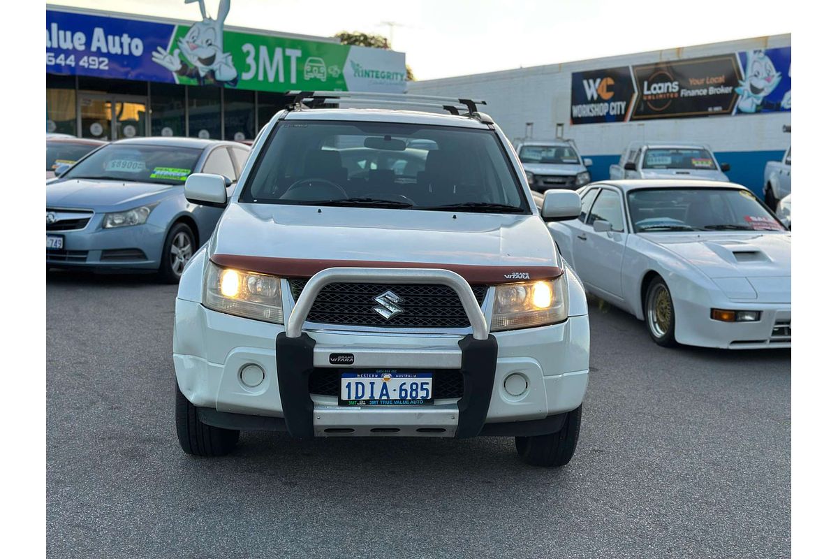 2010 Suzuki Grand Vitara  JB
