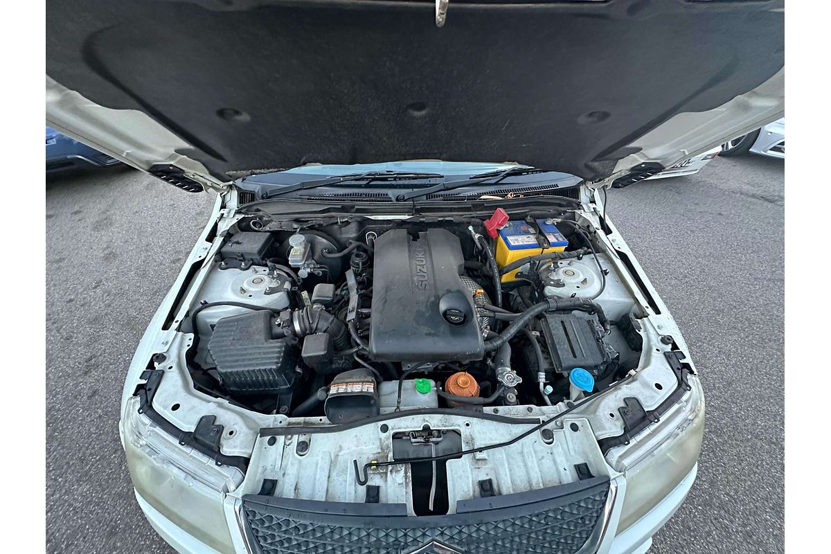 2010 Suzuki Grand Vitara  JB
