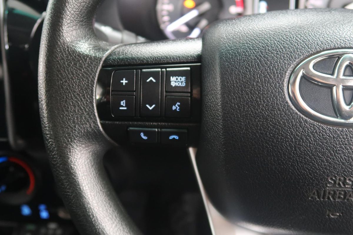 2021 Toyota Hilux SR GUN126R 4X4