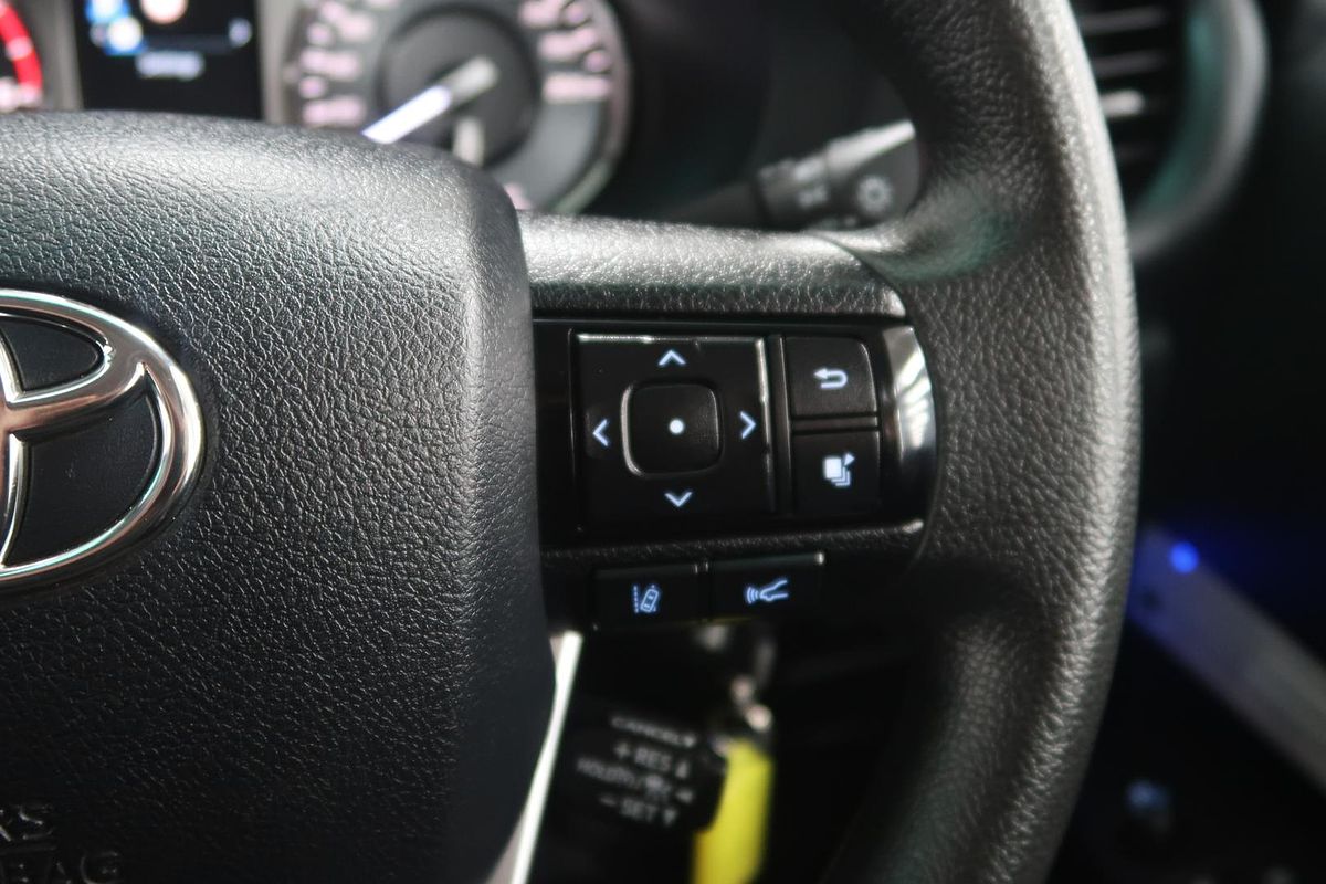 2021 Toyota Hilux SR GUN126R 4X4