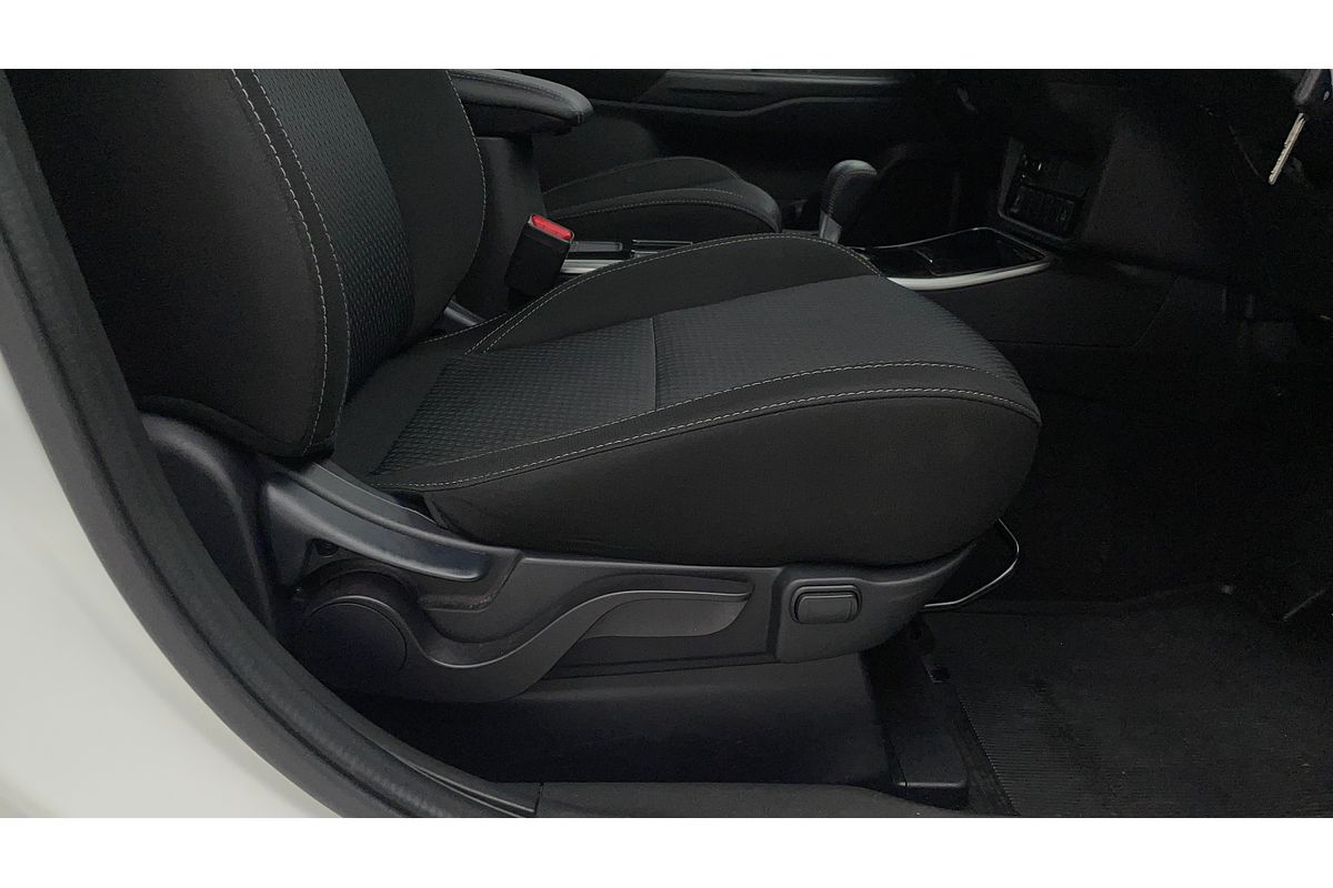 2020 Mitsubishi Outlander ES ZL