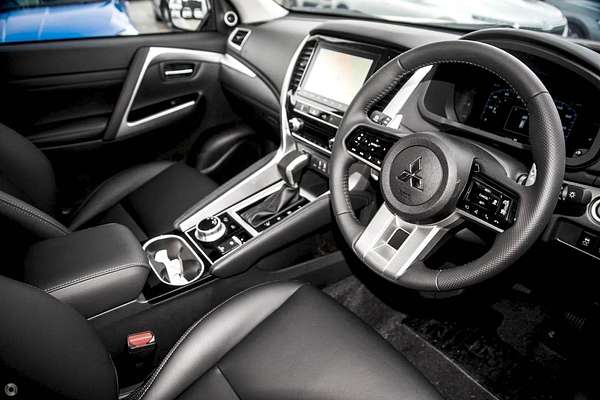 2025 Mitsubishi Pajero Sport Exceed QG