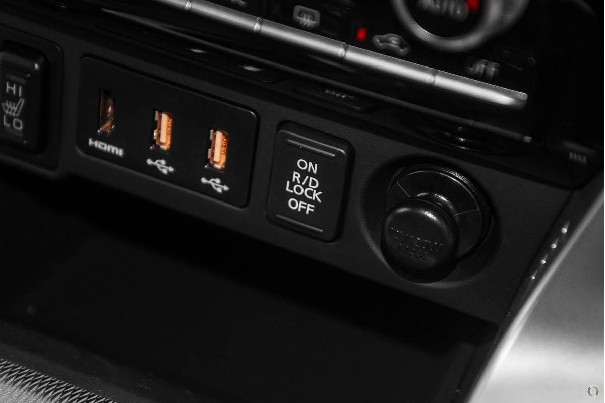 2025 Mitsubishi Pajero Sport Exceed QG