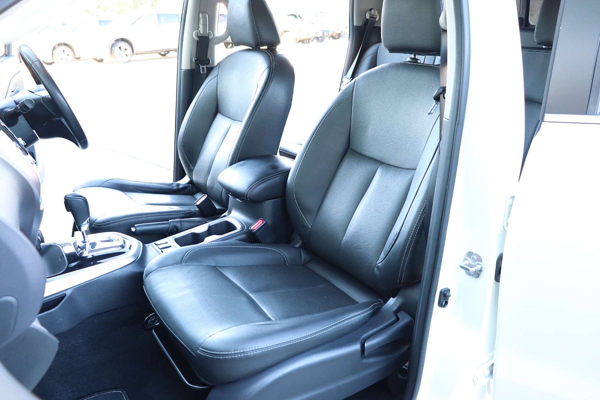 2020 Nissan Navara ST-X D23 Series 4 4X4