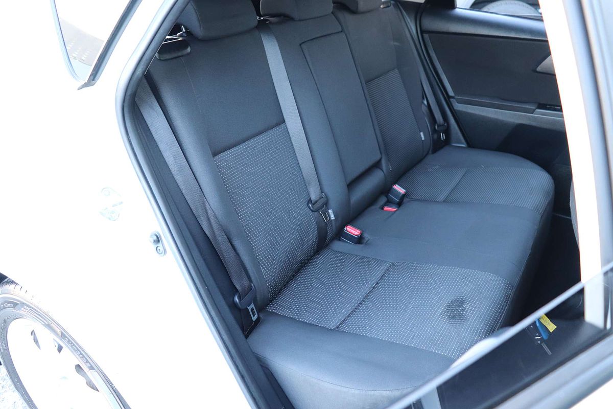 2017 Toyota Corolla Ascent Sport ZRE182R