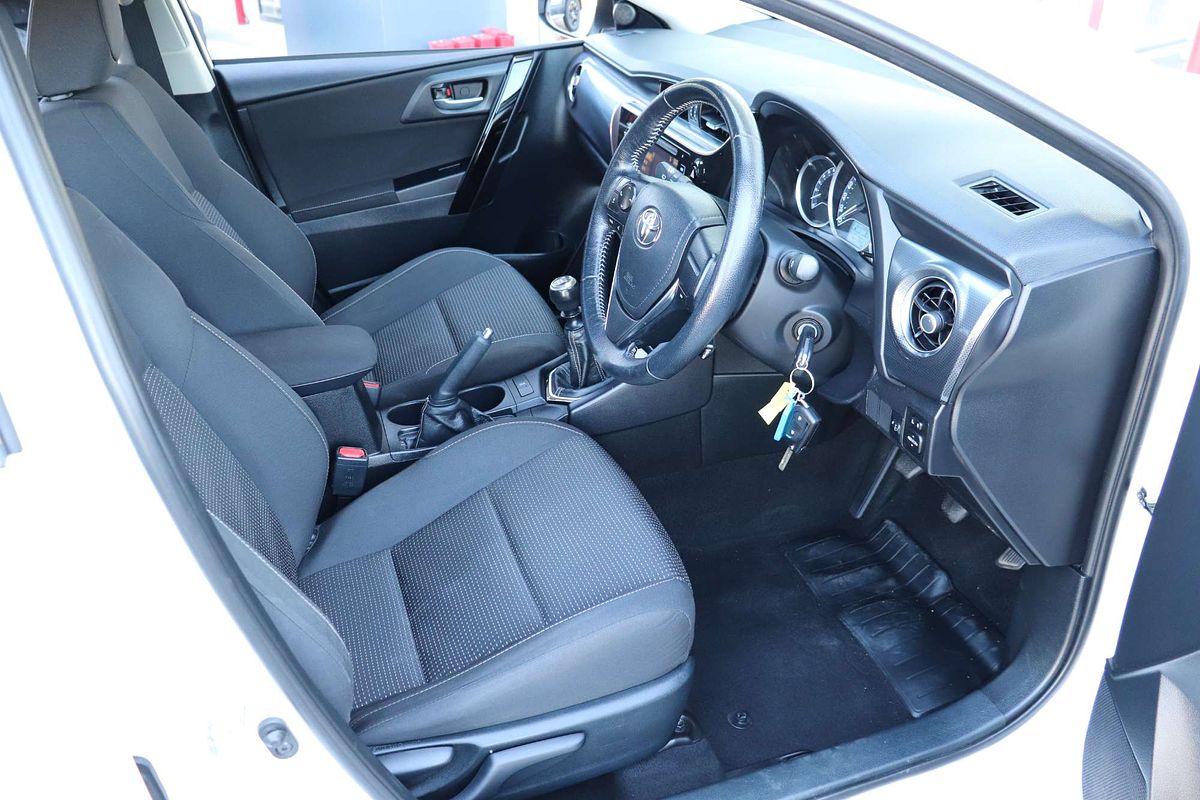2017 Toyota Corolla Ascent Sport ZRE182R