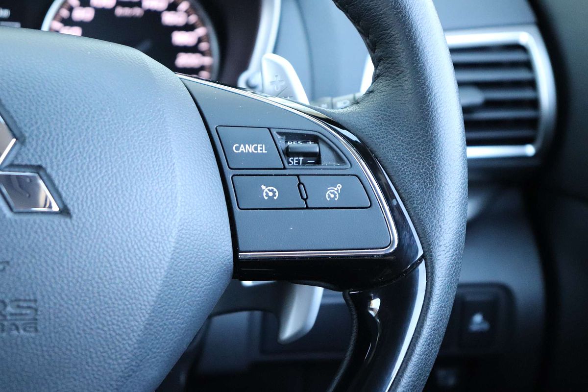 2018 Mitsubishi Eclipse Cross LS YA