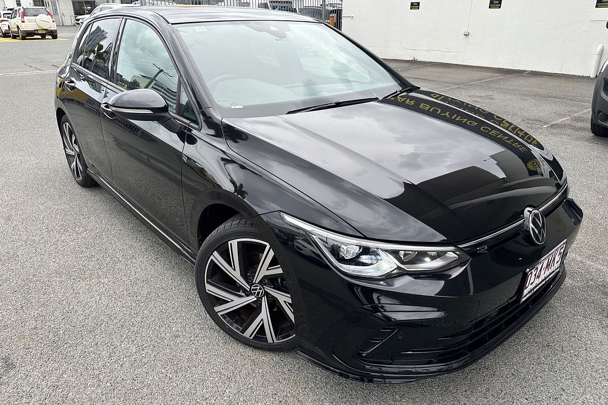 2022 Volkswagen Golf 110TSI R-Line 8