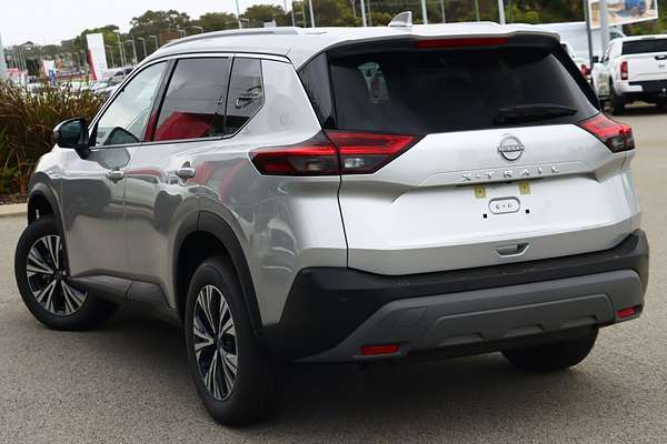 2025 Nissan X-TRAIL ST-L T33