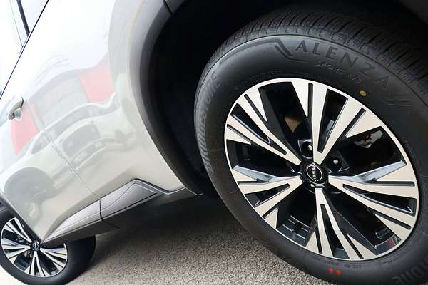 2025 Nissan X-TRAIL ST-L T33