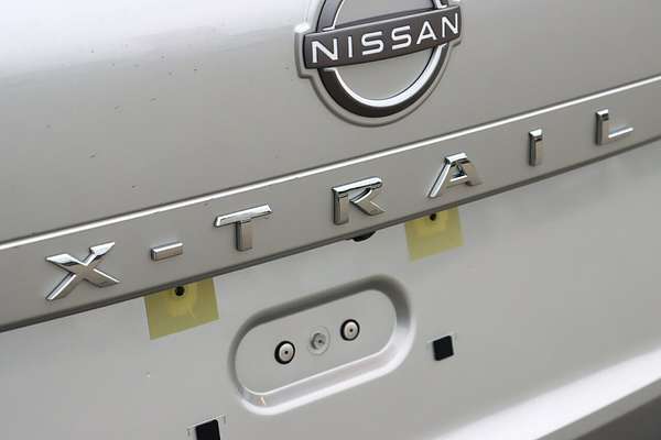 2025 Nissan X-TRAIL ST-L T33
