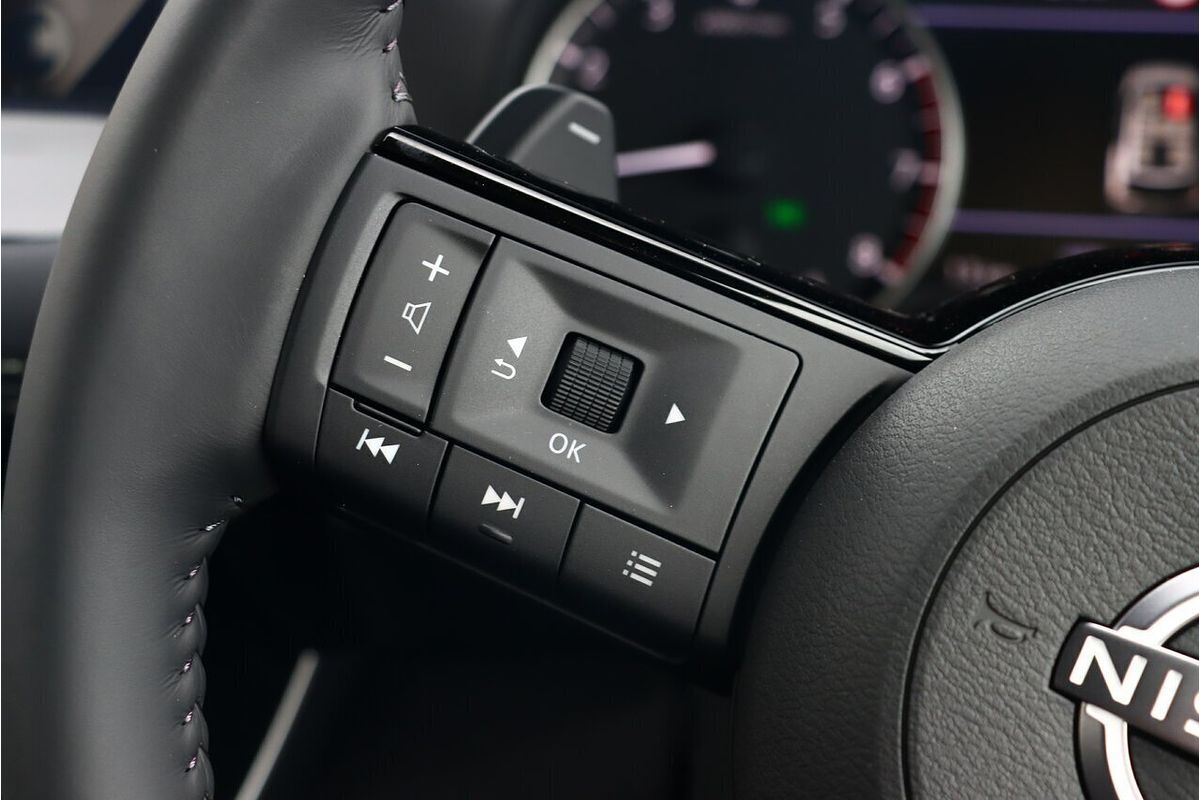 2025 Nissan X-TRAIL ST-L T33