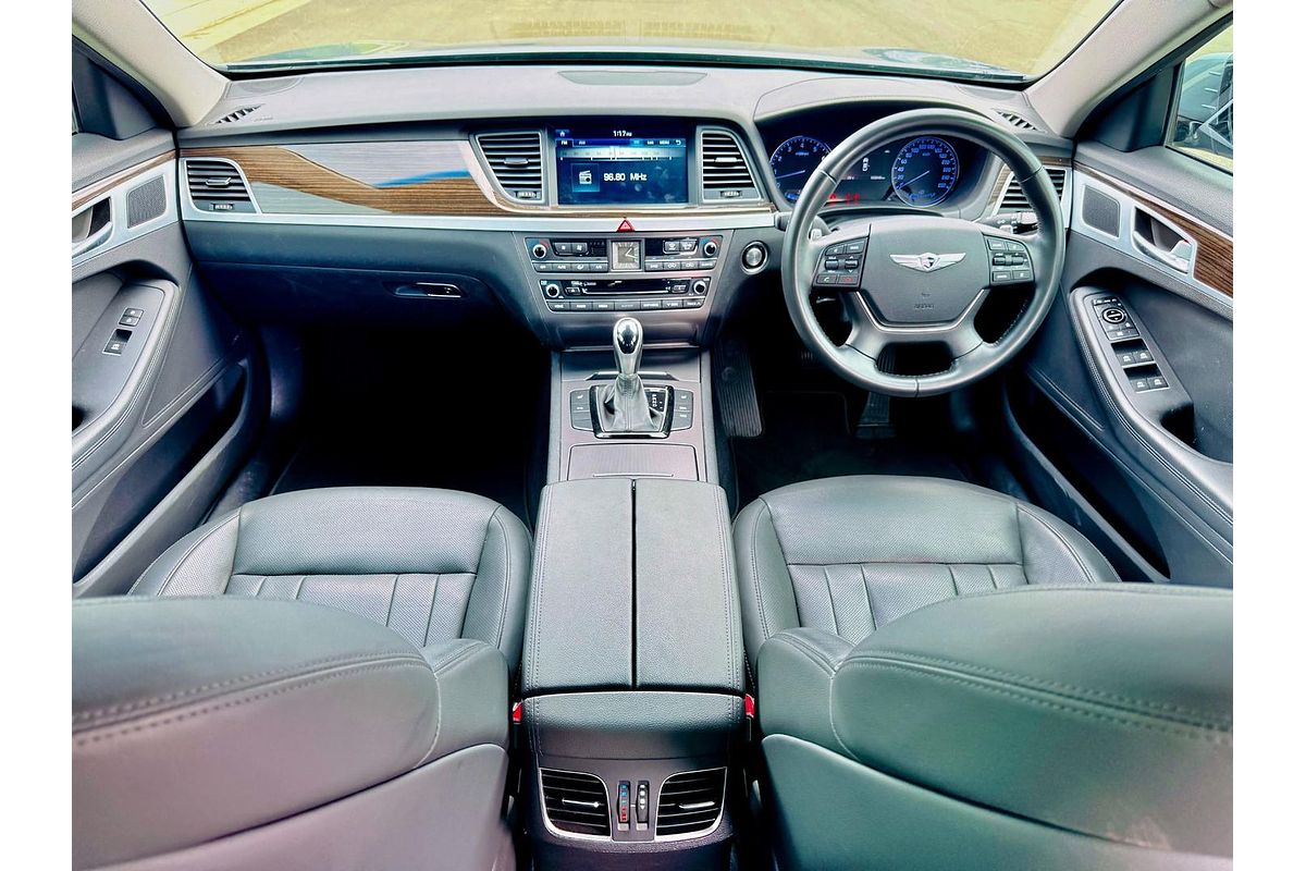 2016 Hyundai Genesis DH
