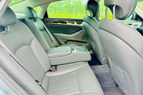 2016 Hyundai Genesis DH