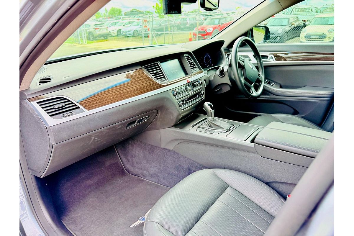 2016 Hyundai Genesis DH