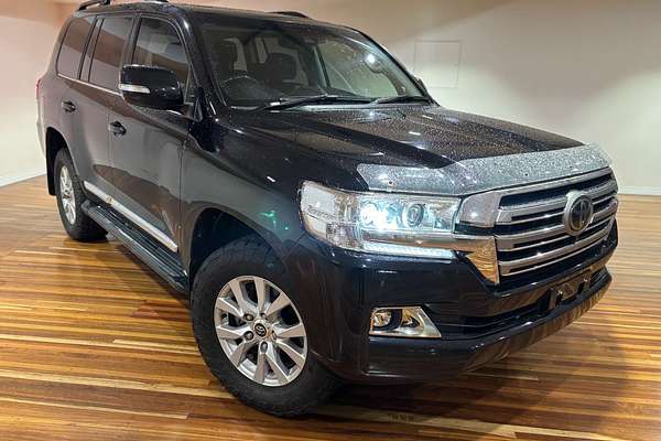 2020 Toyota Landcruiser Sahara VDJ200R