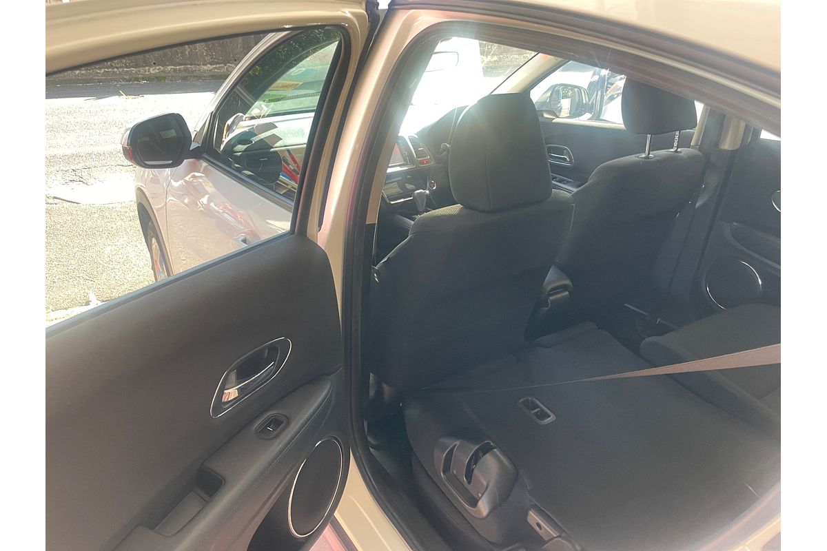 2017 Honda HR-V VTi-S