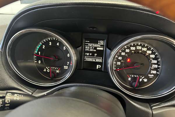 2012 Jeep GRAND CHEROKEE Overland 3.6L Petrol 4WD