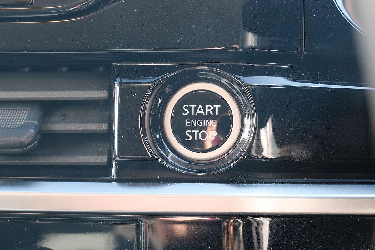 2024 Nissan Pathfinder ST-L R53
