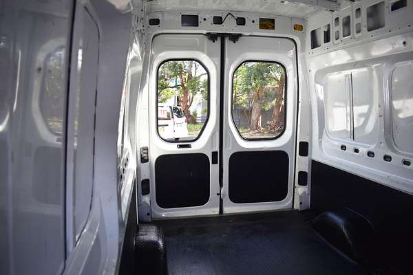 2022 LDV Deliver 9 LWB