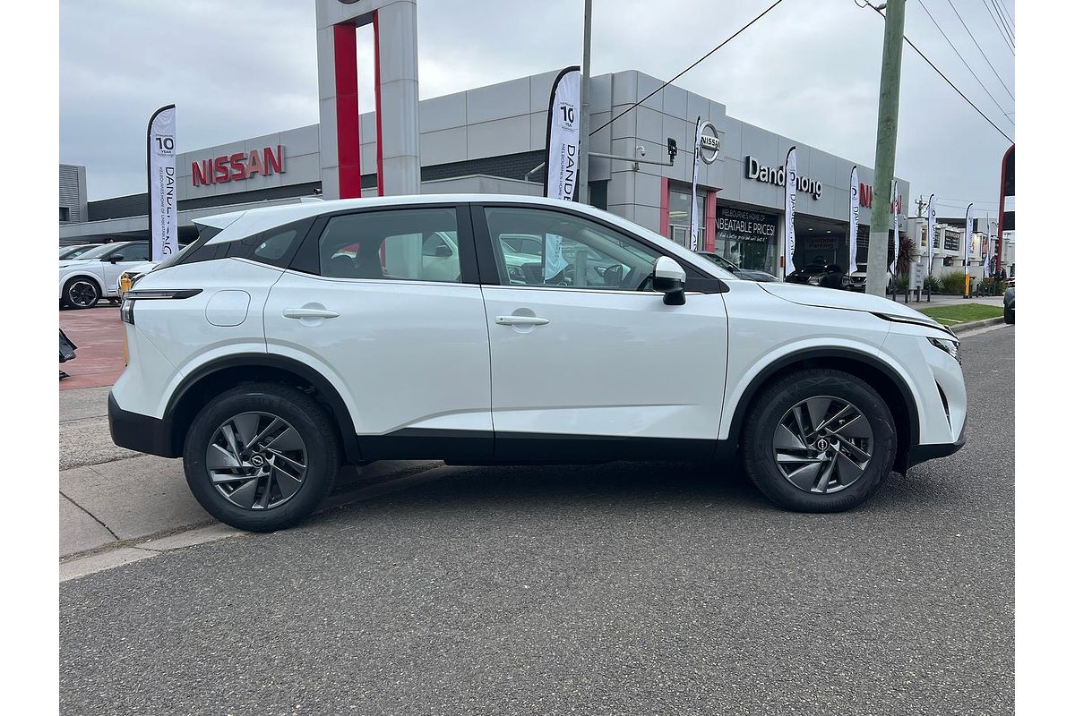 2024 Nissan QASHQAI ST J12