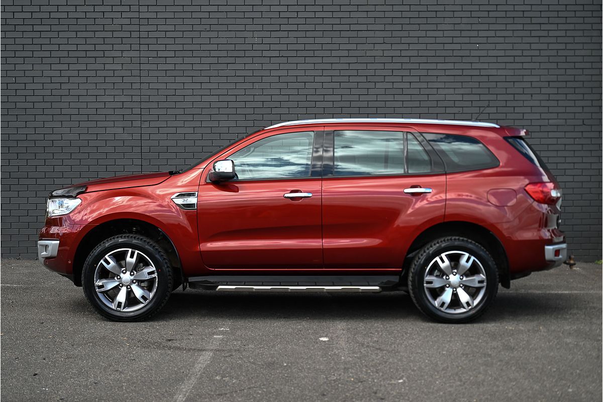 2017 Ford Everest Titanium UA