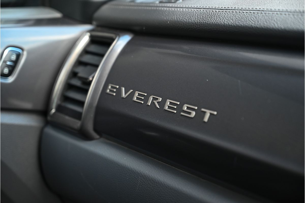 2017 Ford Everest Titanium UA