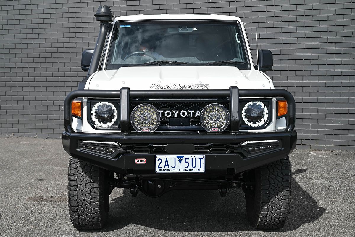 2024 Toyota Landcruiser GXL GDJL76R