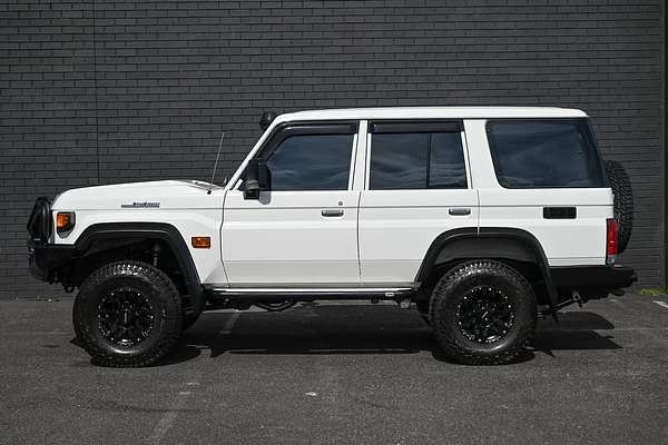 2024 Toyota Landcruiser GXL GDJL76R