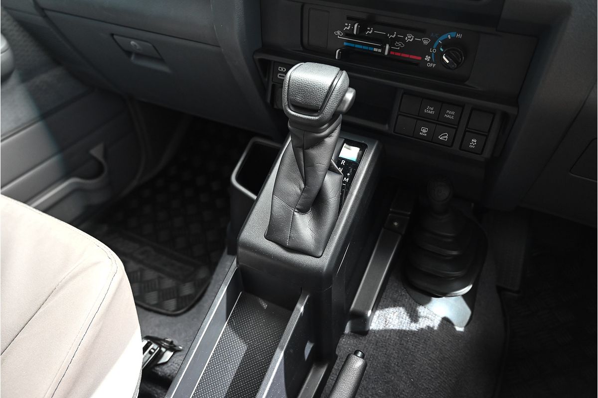 2024 Toyota Landcruiser GXL GDJL76R
