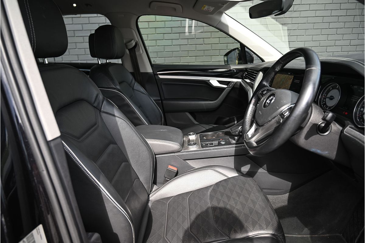 2020 Volkswagen Touareg 190TDI Premium CR